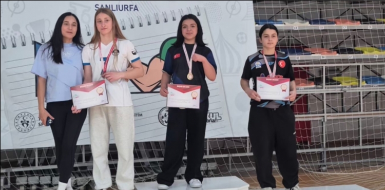 Kayserili sporculardan bilek g�re�inde 3 T�rkiye �ampiyonlu�u