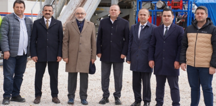 VEK�L CINGI�DAN JEOTERMAL KAYNAKLI SERA OTB�YE Z�YARET