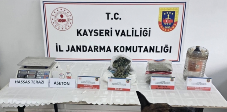 Kayseri'de uyu�turucu operasyonu: 2 g�zalt�