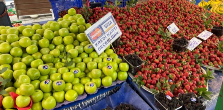 CHP�li A�k�n Gen�: �Vatanda� fileyi kredi kart�yla dolduruyor�