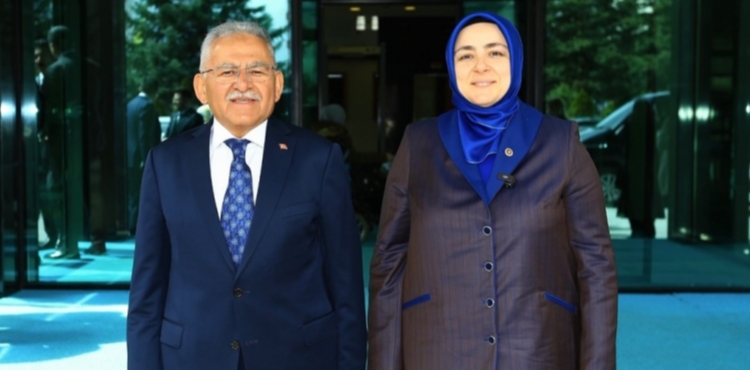 AK PART� GENEL MERKEZ KADIN KOLLARI BA�KANI ERCAN�DAN BA�KAN B�Y�KKILIǒA �AVRUPA �EHRݔ �VG�S�