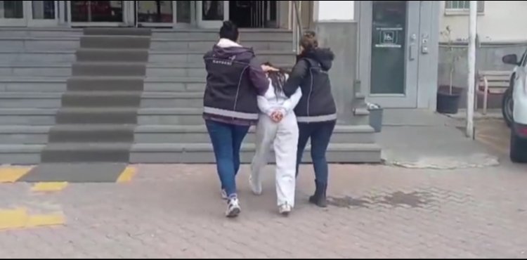 114 y�l hapisle aranan kad�n h�k�ml� yakaland� 