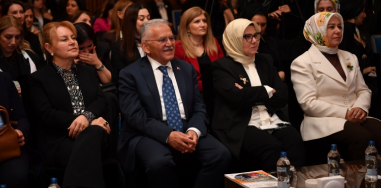 BA�KAN B�Y�KKILI�, KADINLARIN EKONOM�DEK� G�C�NE VURGU YAPTI