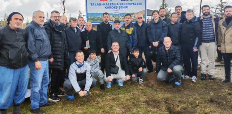 GELECE�E NEFES, KARDE�L��E K�K; TALAS�TAN ANLAMLI ETK�NL�K