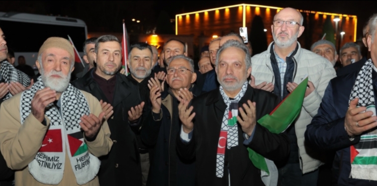 Kayseri�de �Filistin�i Unutma Y�r�y���� d�zenlendi