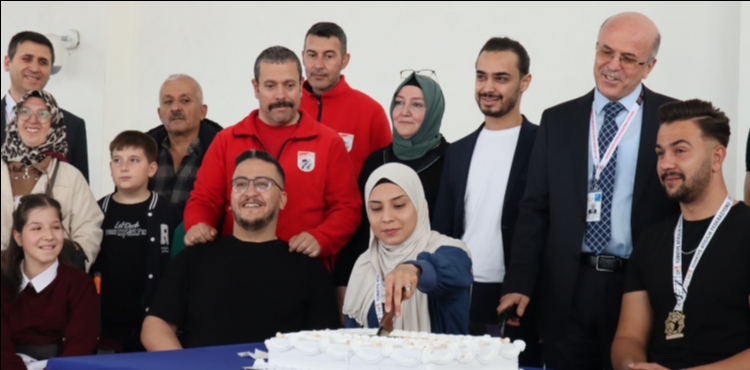 Kayseri �ehir Hastanesi�nin 2 sporcusundan at�c�l�kta �nemli ba�ar�