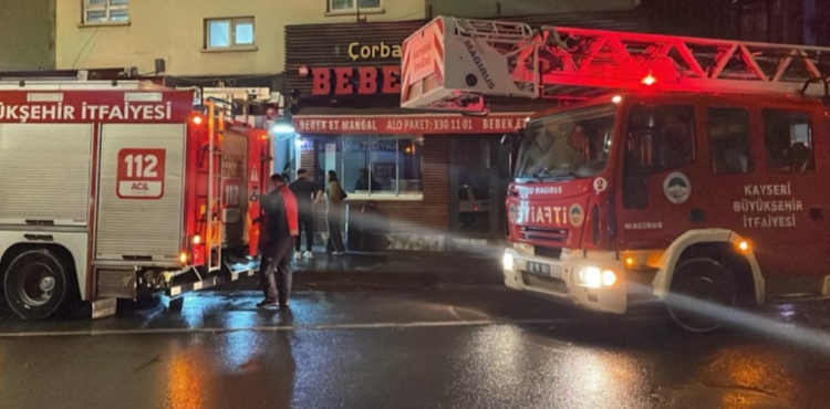 Kayseri'de otel yang�n�