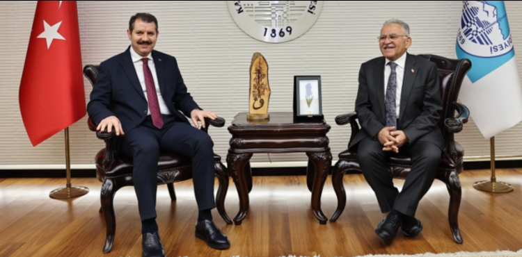 BA�KAN B�Y�KKILI�, M�LL� SAVUNMA BAKAN YARDIMCISI AYHAN�I A�IRLADI