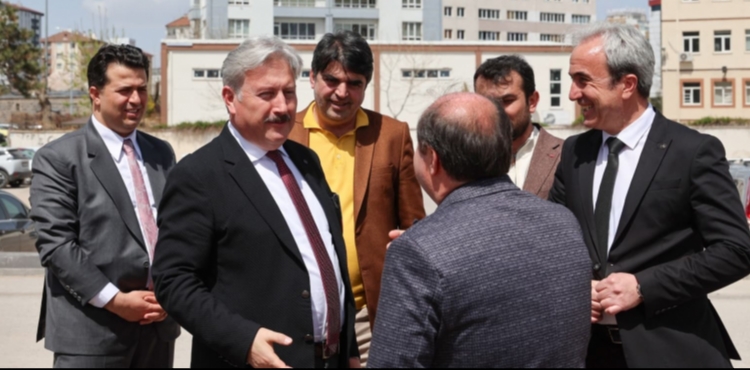 �EHR�N MERKEZ� G�L�K MAHALLES�'NDE HUMMALI �ALI�MALAR YAPILIYOR