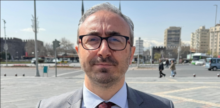 Erciyes A.�. Ba�kan� Ak�ehirlio�lu: Kayak sezonu nisan ay� sonuna kadar devam eder