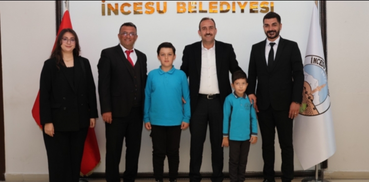 Ba�kan �lmek koltu�unu �ocuklara devretti