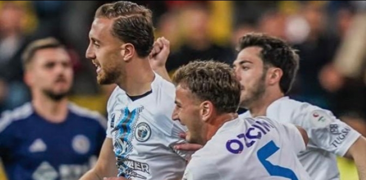 Erciyes38 FK-Maz�da�� Fosfat Spor: 2-0