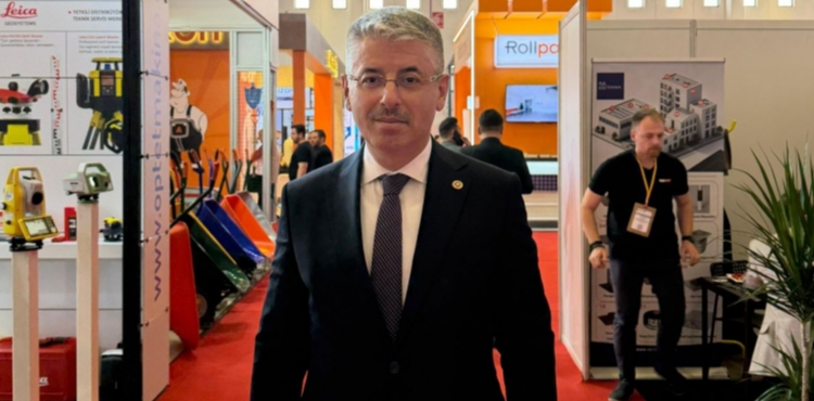 �OPURO�LU: SANAY�C�Y� YALNIZ BIRAKMIYORUZ!