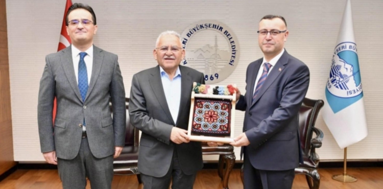 BA�KAN B�Y�KKILIǒA �Z�YARET� YO�UNLU�U