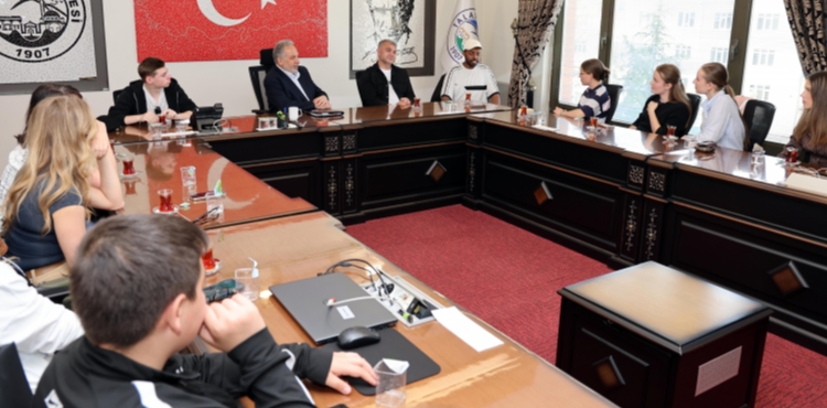 TALAS ULUSLARARASI PROJELERLE D�NYAYA A�ILIYOR