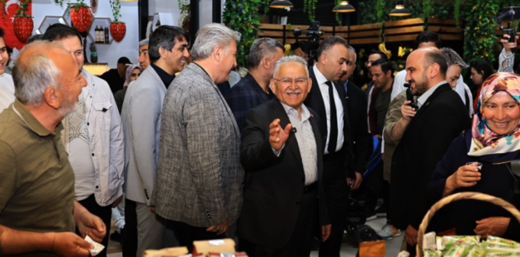 BA�KAN B�Y�KKILIǒTAN �AR�I MEL�KGAZݒYE Z�YARET: CIVIL CIVIL