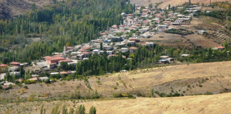 Kirazl� Mahallesi�nde Muhtarl�k Yar��� K�z��t�