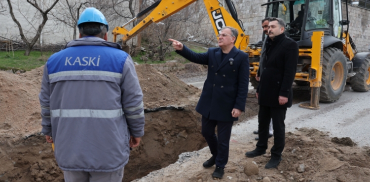 HACILAR�DA DEV ALTYAPI HAMLES�: 100 M�LYON TL�L�K YATIRIM SAHADA