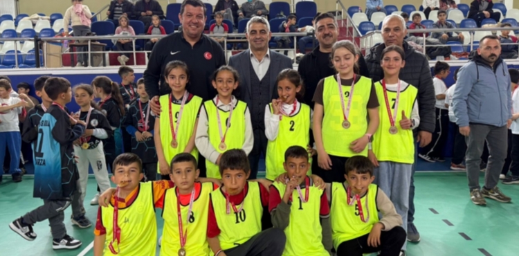 Tomarza�da �ocuk Oyunlar� Final M�sabakalar� Tamamland�