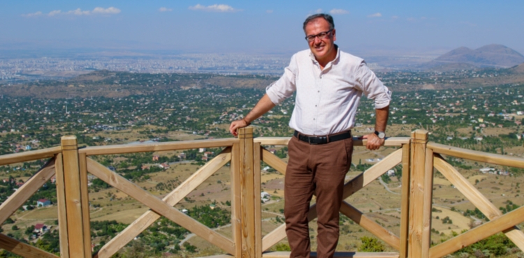 BA�KAN �ZDO�AN'DAN ORTASEK� ORMANLARI�NDA EKO TUR�ZM HAMLES�