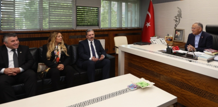 BA�KAN B�Y�KKILI�, M�S�AD HOLLANDA HEYET�N� A�IRLADI: �KAYSER�M�Z� EL B�RL���YLE GELECE�E TA�IYORUZ�