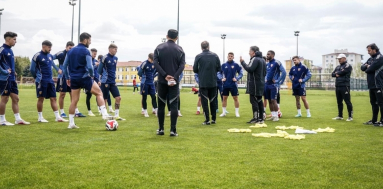 Kayserispor Sezonun Son Ma�� ��in Haz�rl�klar�n� S�rd�r�yor