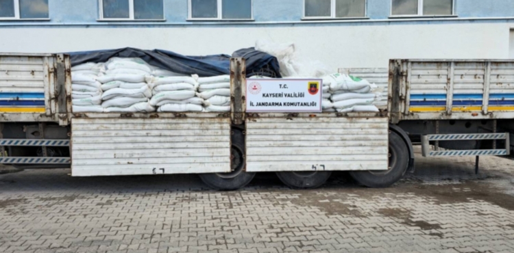 Kayseri�de 24 Ton Sahte Tar�m G�bresi Ele Ge�irildi