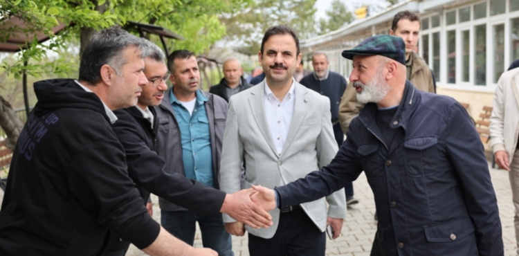 BA�KAN �OLAKBAYRAKDAR�A KIRSAL MAHALLELERDEN B�Y�K TEVECC�H