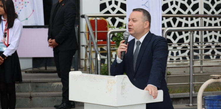 B�nyan�da Bilim ve Sanat �enli�i D�zenlendi