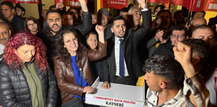 CHP KAYSER� TE�K�LATINDAN 38. OLA�AN KURULTAYIN �PTAL ED�LMES�NE TEPK�