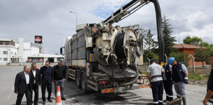 BA�KAN B�Y�KKILIǒTAN KURBAN BAYRAMI �NCES� �ATIK� UYARISI