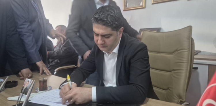 MHP�L� �ZDEM�R DEVREYE G�RD�, SARIZ ���N ASFALT MESAFES� UZADI