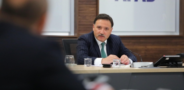 VAL� ���EK BA�KANLI�INDA KURUM M�D�RLER� DE�ERLEND�RME TOPLANTISI YAPILDI