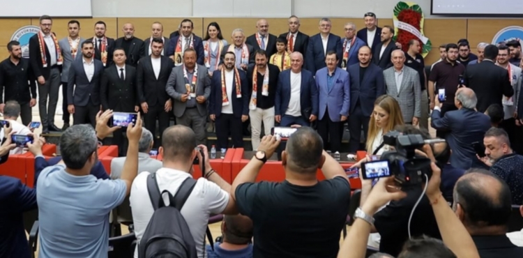 Kayserispor'da G�rev Da��l�m� Belli Oldu