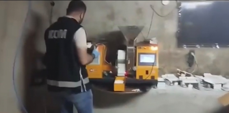 Ka�ak sigara operasyonunda 1 milyon 50 bin adet makaron ele ge�irildi 