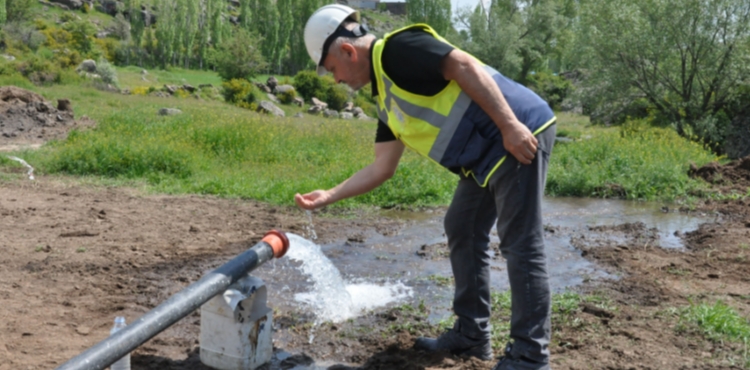 BA�KAN B�Y�KKILI�: �KASK� �LE TALAS �RENC�K�E YEN� SU KAYNA�I KAZANDIRDIK�