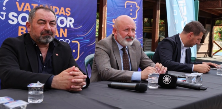 KOCAS�NAN�DA H�ZMET VATANDA�IN TALEPLER�YLE �EK�LLEN�YOR
