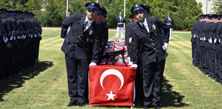 Kayseri POMEM�de 411 Polis Aday� Mezun Oldu