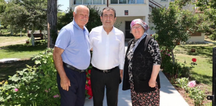 Ba�kan Metin, Tuzhisar Mahallesi'nde Vatanda�larla Bulu�tu