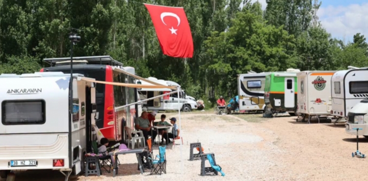 2'nci B�nyan Kamp, Karavan ve Do�a Sporlar� Festivali Kap�lar�n� A�t�
