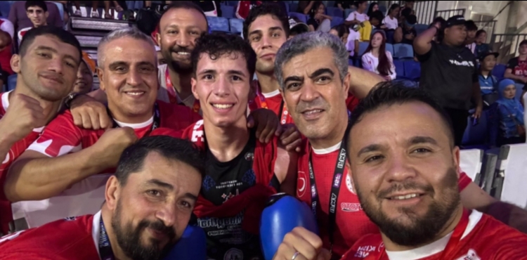 Kayserili muaythai sporcular�ndan d�nya �ampiyonas�nda �nemli ba�ar�