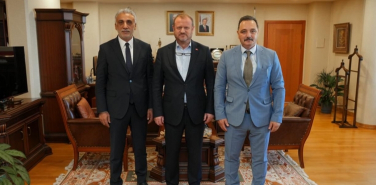 RATEM'den RT�K'e Ziyaret: Yay�nc�l�kta Dijital D�n���m ve Milli Altyap� G�ndemi
