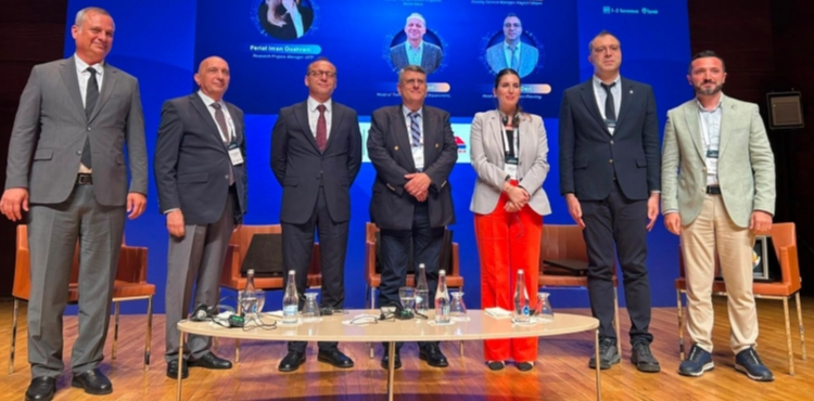 KAYSERݒN�N D���K KARBONLU ULA�IM V�ZYONU UITP KONFERANSI�NDA �LG� G�RD�