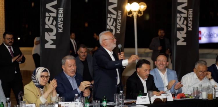 BA�KAN B�Y�KKILI�, M�S�AD�IN �ST��ARE TOPLANTISINDA SANAY�C�LERLE B�R ARAYA GELD�