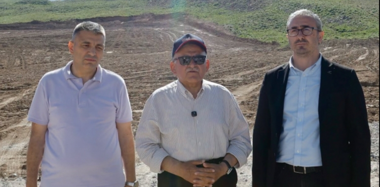 BA�KAN B�Y�KKILI� M�JDEY� VERD�: ERC�YES'�N DEVEL� KAPISINA Y�R�YEN BANT