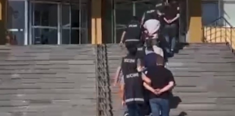 KAYSERݒDE KA�AK S�GARA OPERASYONU: 2 TUTUKLAMA