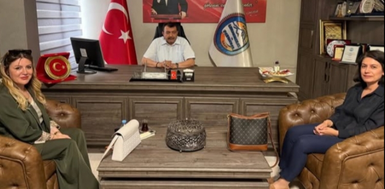 Kad�n Giri�imcilere D���k Faizli Kredi Deste�i Ba�kan Aydemir�e Anlat�ld�