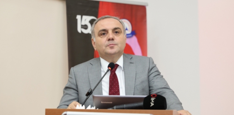 ERܒde �Sosyok�lt�rel A��dan 15 Temmuz ve Felsefi Okumas�� konulu konferans 