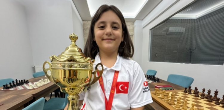 Satran�ta Avrupa ikincisi Ada Zeynep, yeni ba�ar� i�in haz�rlan�yor