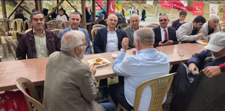 Saadet Partisi Kayseri Te�kilat� Geleneksel Piknik Program� d�zenledi. 